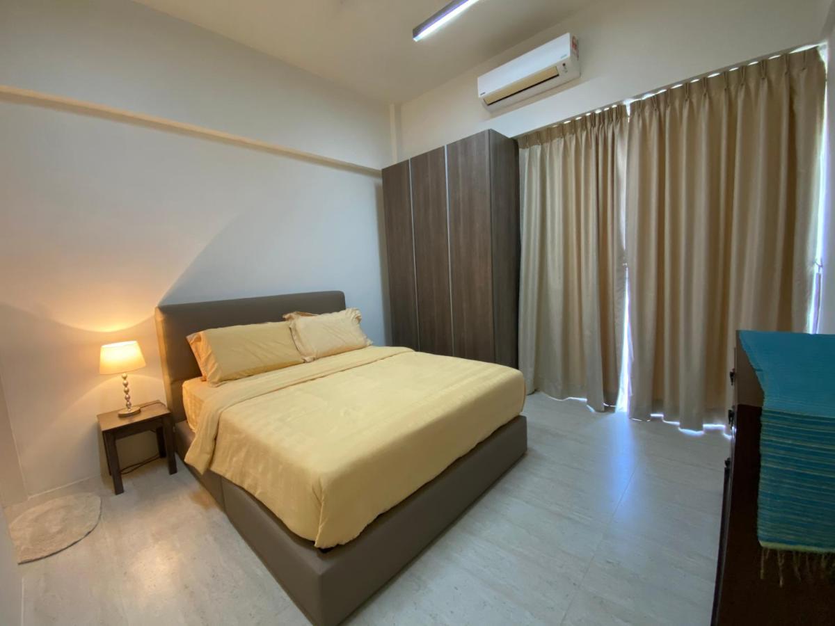 By The Sea@side Seaview N Swimming Pool View #133a Apartment Batu Ferringhi