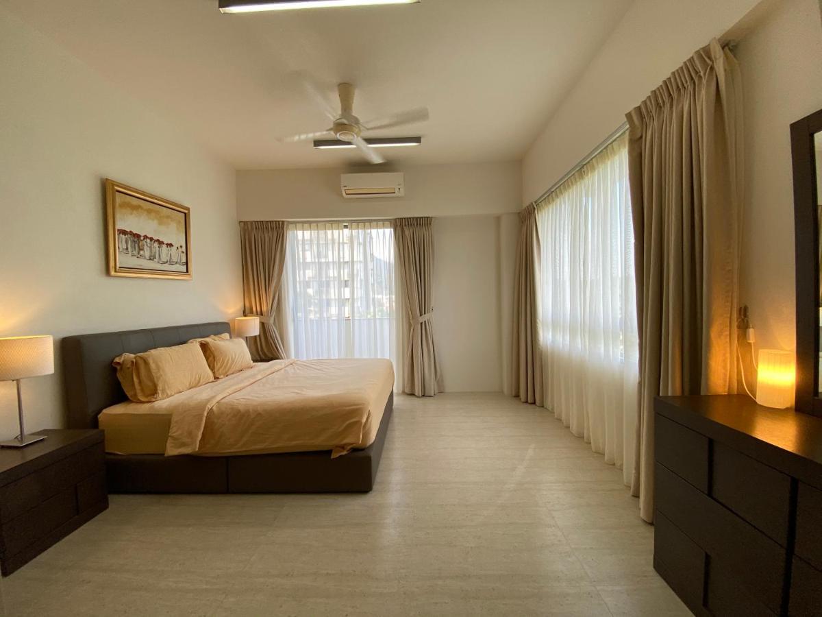 Apartment By The Sea@side Seaview N Swimming Pool View #133a Batu Ferringhi